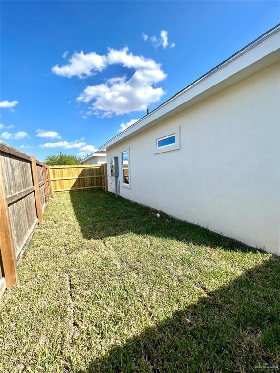 Building Photo - 100 Lauryn Dr