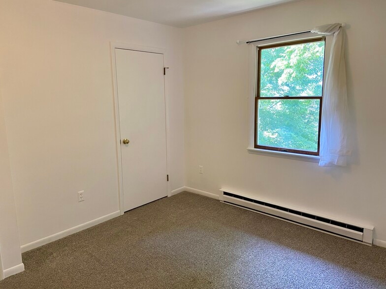 2nd bedroom - 2710 S 2nd St