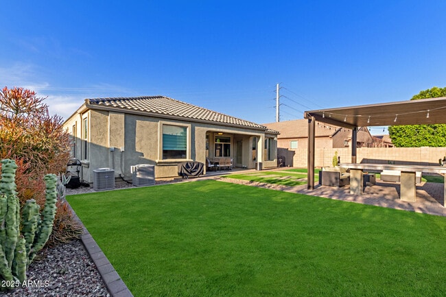 Building Photo - 19675 E Oriole Way