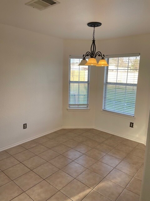 Building Photo - 2404 Thomas St