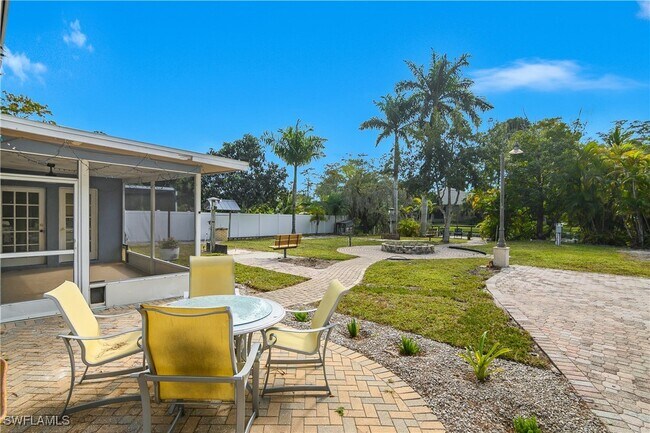 Building Photo - 48 Republic Dr