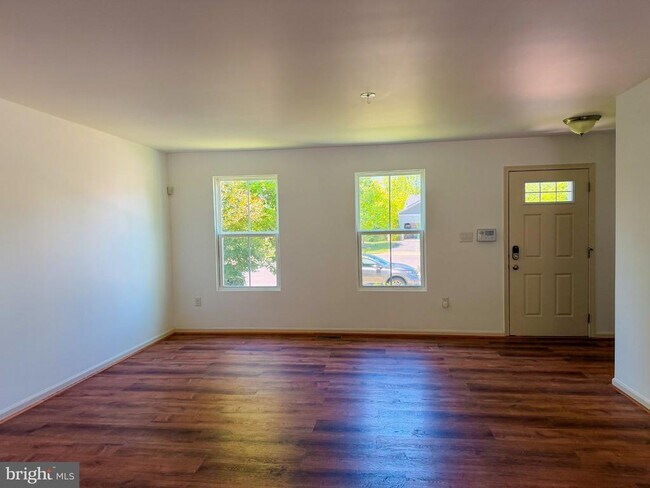 Building Photo - 18133 Scenic Creek Ln