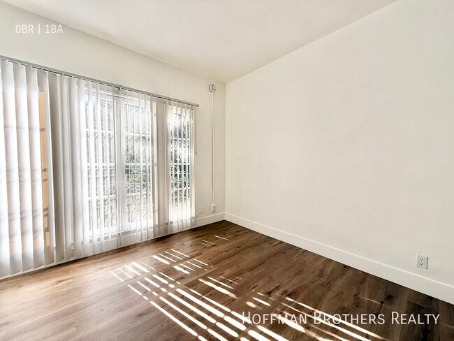 Building Photo - 4231 Leimert Blvd