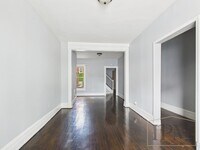 Building Photo - Available Now! Spacious 5 Bedroom, 1 Bath ...