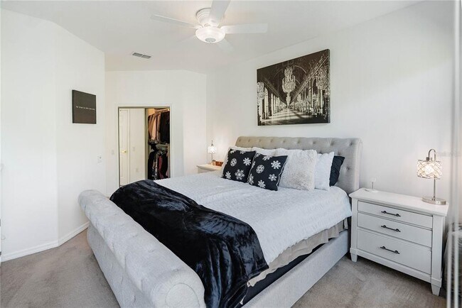 Building Photo - 6989 Prosperity Cir