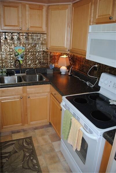 Building Photo - 1967 S Ocean Blvd