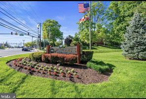 Building Photo - 12201 Braxfield Ct