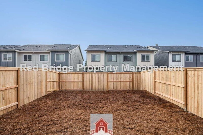 Building Photo - 2795 S Heather St