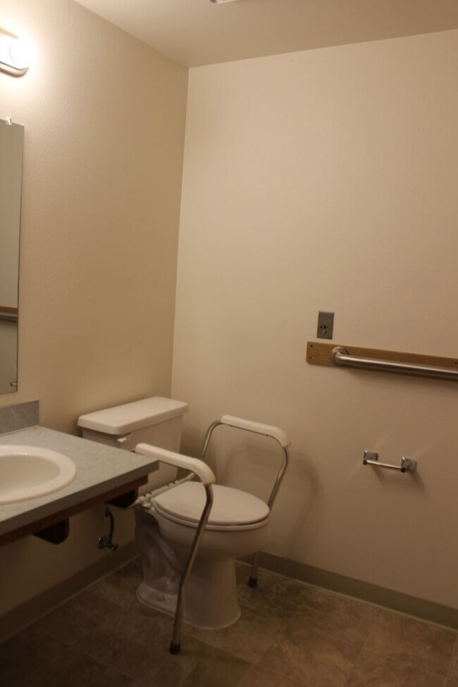 Building Photo - Adult Foster Care Home