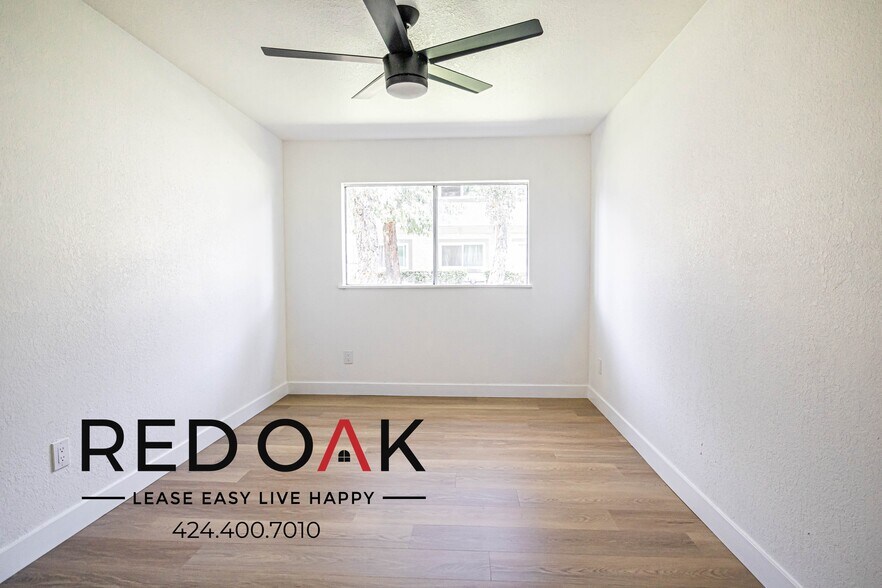 Building Photo - 16787 Miller Ave