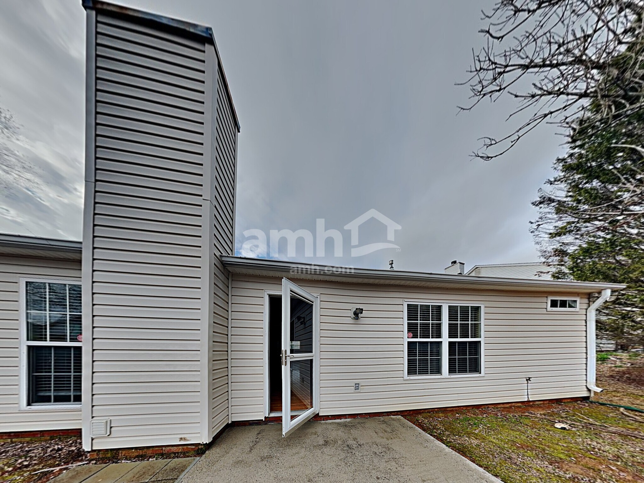 Building Photo - 23 Ashridge Way