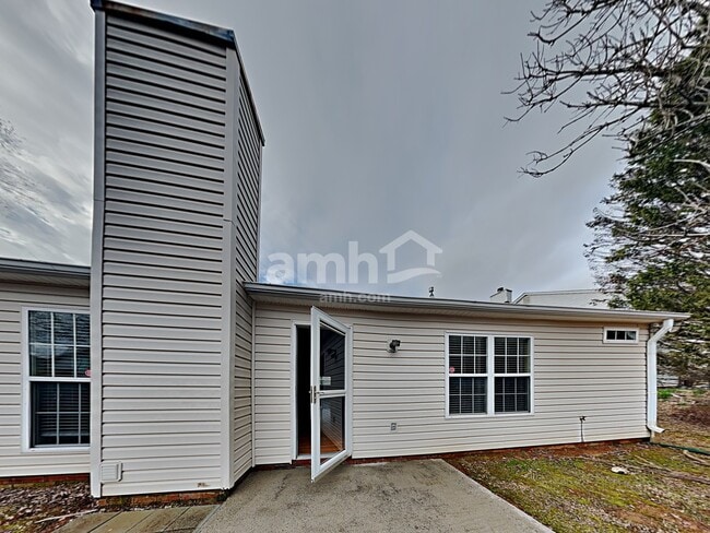 Building Photo - 23 Ashridge Way