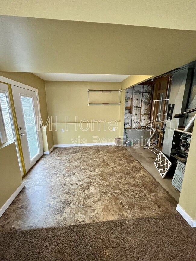 Building Photo - 1222 Willard Peak Dr