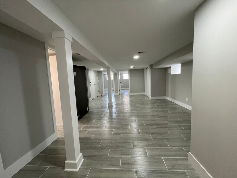 Building Photo - 426 Stuyvesant Ave