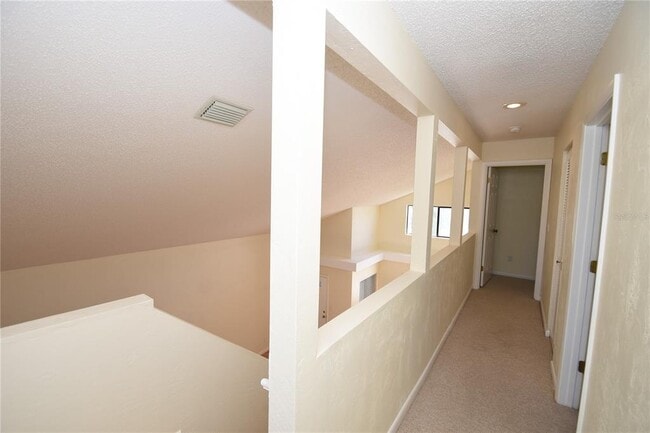 Building Photo - 74 Lake Forest Pl