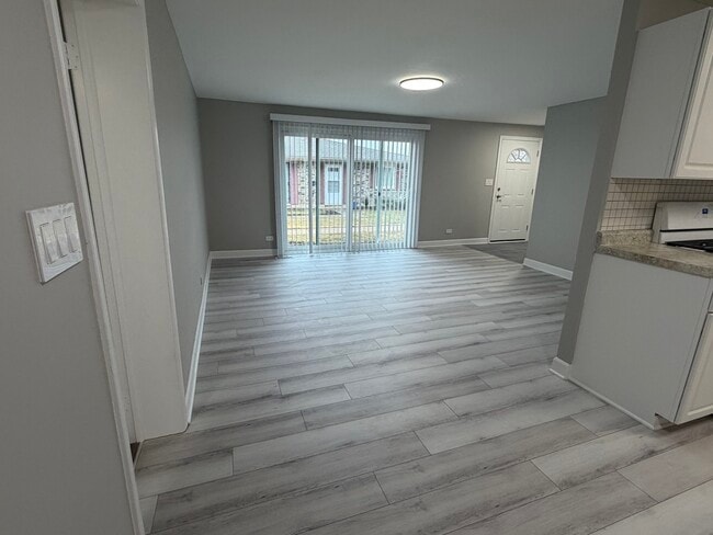 Building Photo - 314 Covehill Ct