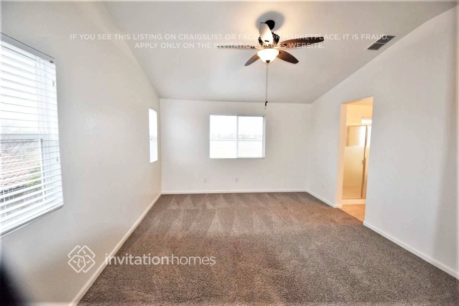 Building Photo - 5542 Ravine Ct