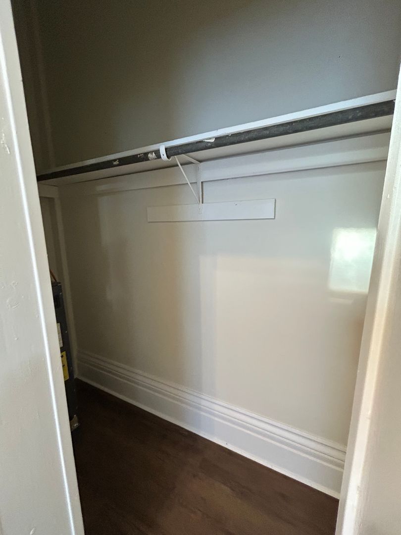 Building Photo - 1214 Columbia St