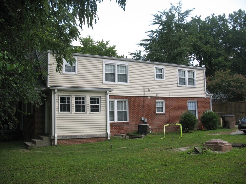 Building Photo - 4111 Aberdeen Rd