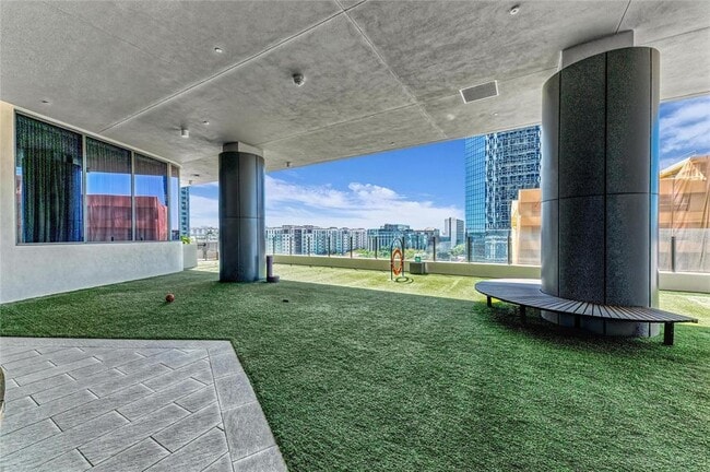 Building Photo - 275 1st Ave S