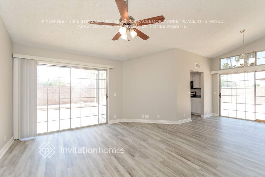 Building Photo - 5925 W Shangri La Rd