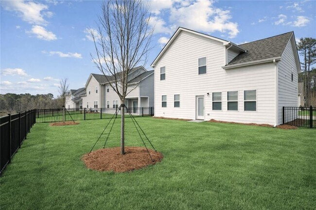 Building Photo - 1717 Panola Rd