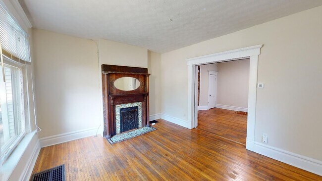 Building Photo - 56-60 West Blake Avenue