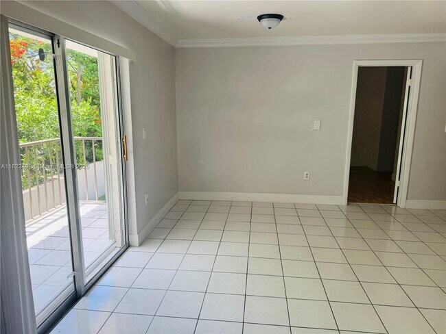 Building Photo - 6961 SW 129th Ave
