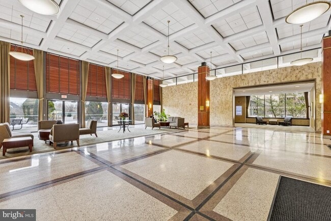 Building Photo - 5505 Seminary Rd