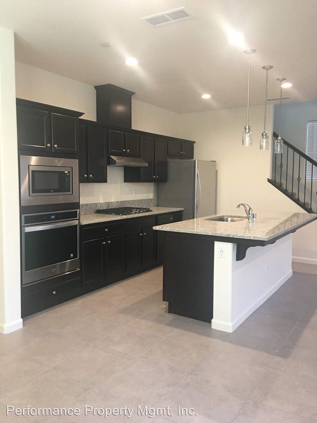 Building Photo - 3 br, 3 bath House - 2545 Mustang Dr