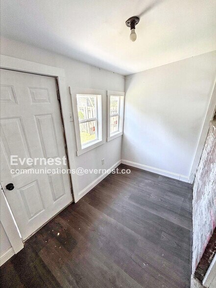 Building Photo - 7621 Virginia Ave