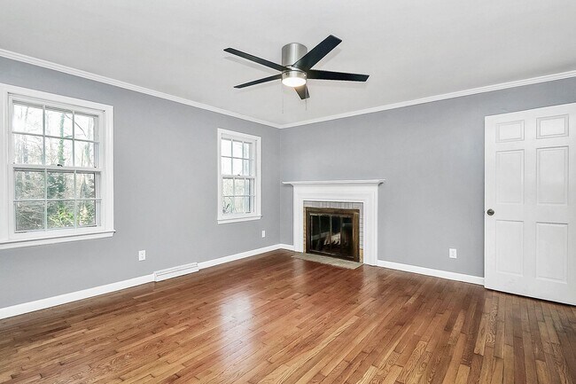 Building Photo - Beautiful Three Bedroom Home in Westerwood Subdivision!