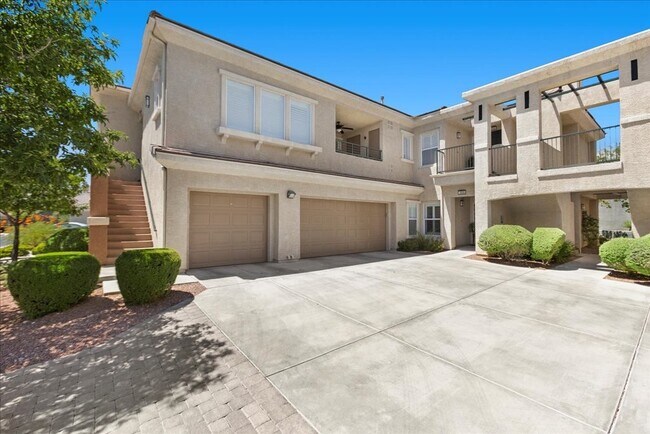 Building Photo - 10809 Garden Mist Dr