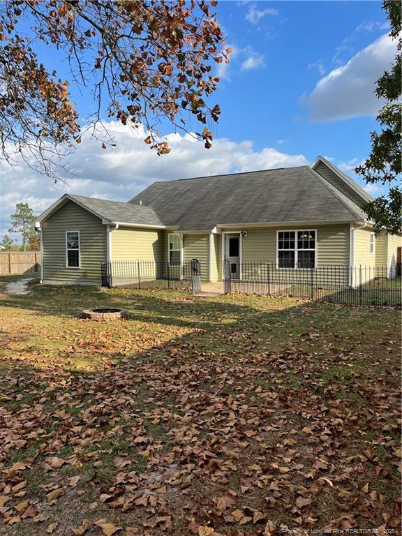 Building Photo - 105 Basket Oak Dr