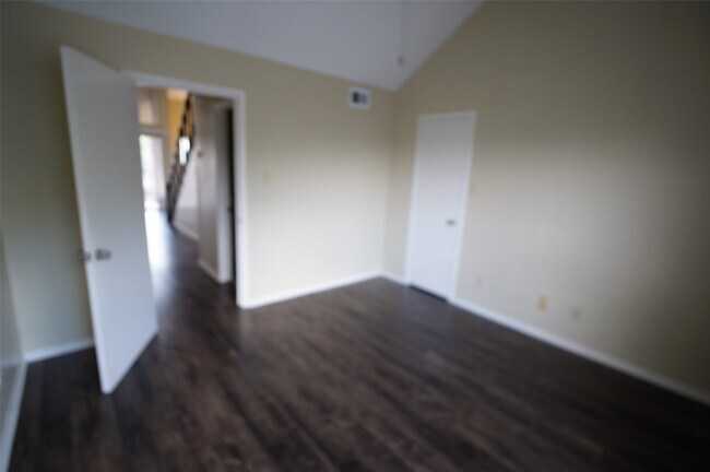 Building Photo - 8263 Sands Point Dr