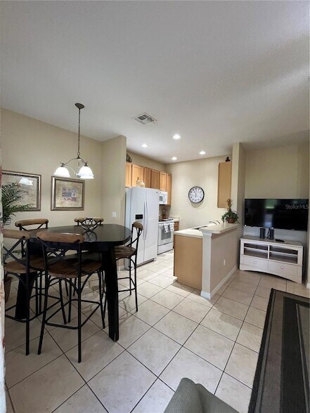 Building Photo - 2459 Caravelle Cir