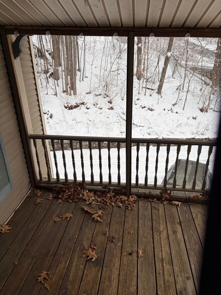 Building Photo - 65 Ingraham St