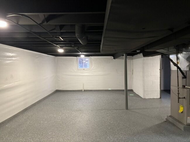 Building Photo - 3226 181st St