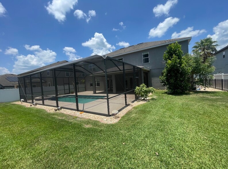 Building Photo - 10531 Mistflower Ln