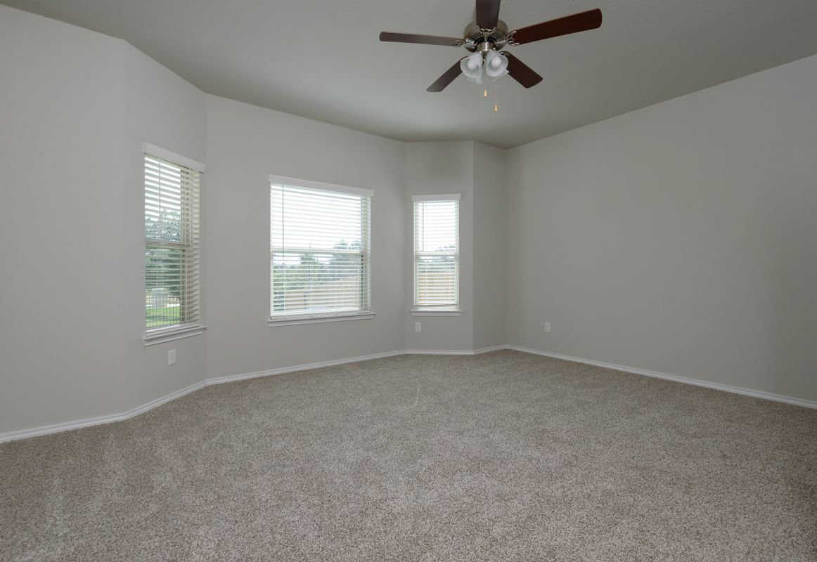 Building Photo - 1609 Ranch House