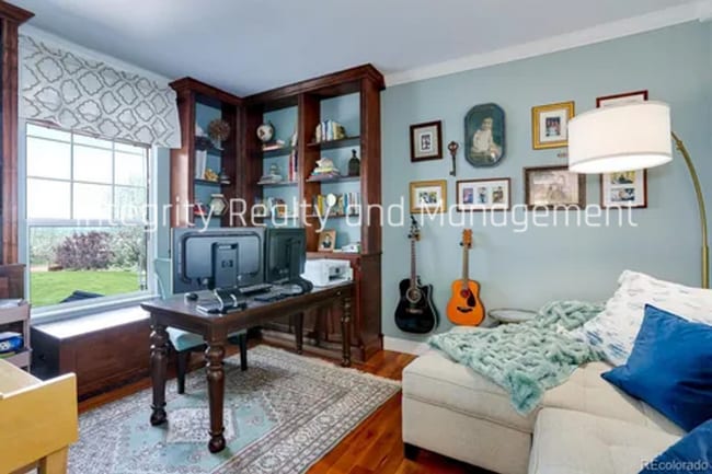 Building Photo - 8551 S Mallard Pl