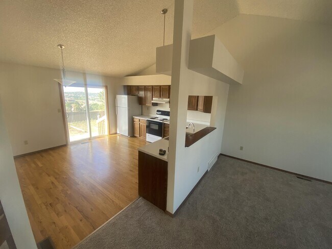 Building Photo - 4035 Scotch Pine Dr