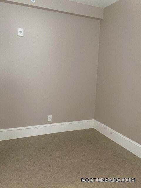 Building Photo - 66 Batchelder St