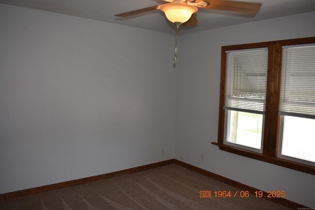 Building Photo - 39 Highland Ave
