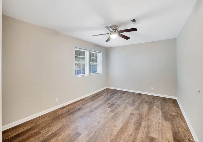 Building Photo - Sleepy Hollow- 3Bedroom 2Bathroom for rent