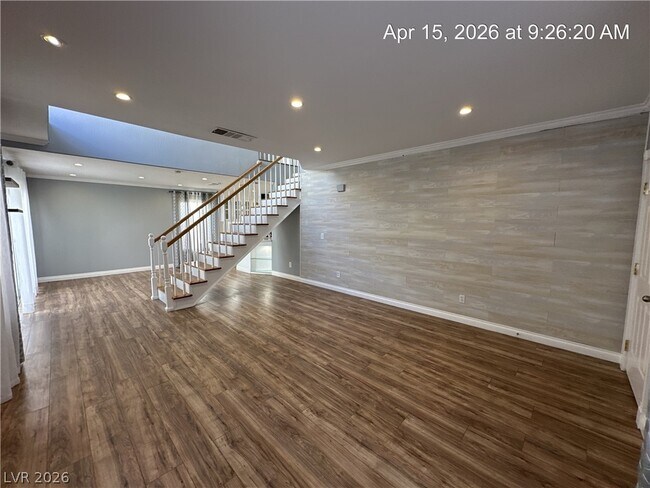 Building Photo - 8848 Hampton Green Ave