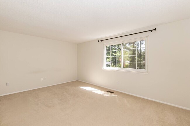 Building Photo - Shaded Five Bedroom Home!