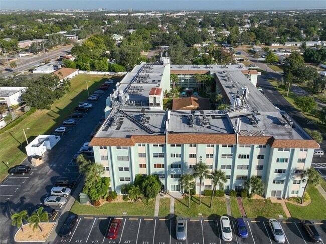 Building Photo - 801 83rd Ave N