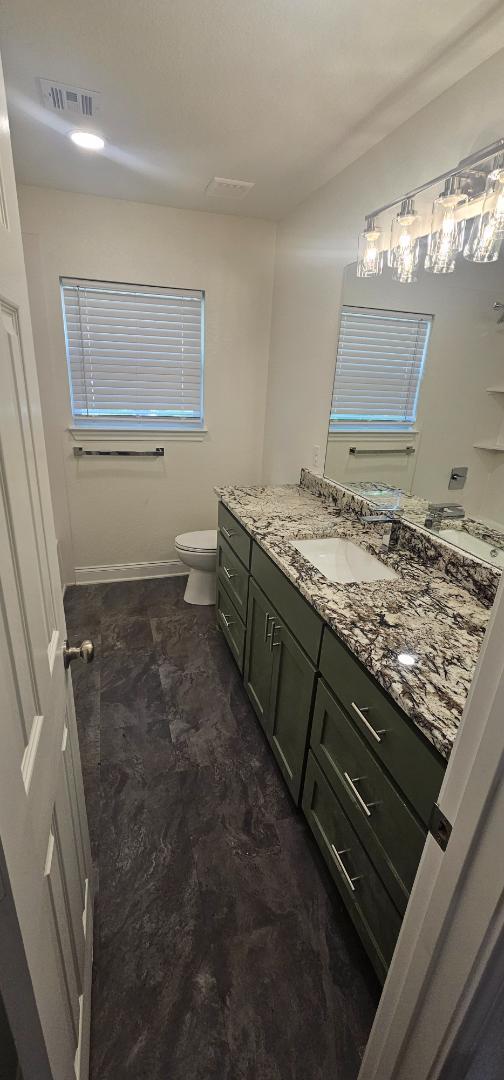 Building Photo - 408 S Andrews Dr