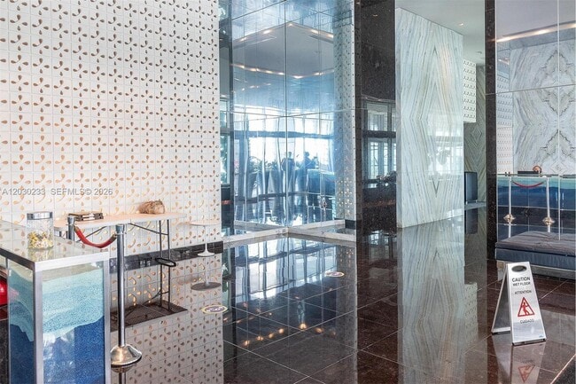 Building Photo - 335 S Biscayne Blvd